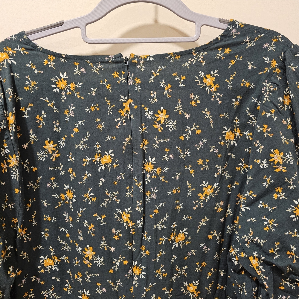 Madewell Poplin V-neck Bubble Sleeve Mini Dress in Fresh Sprigs - Picture 8 of 10